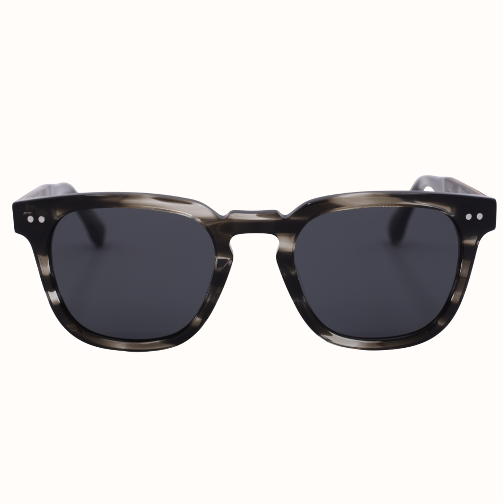 Aeʻo Polarized